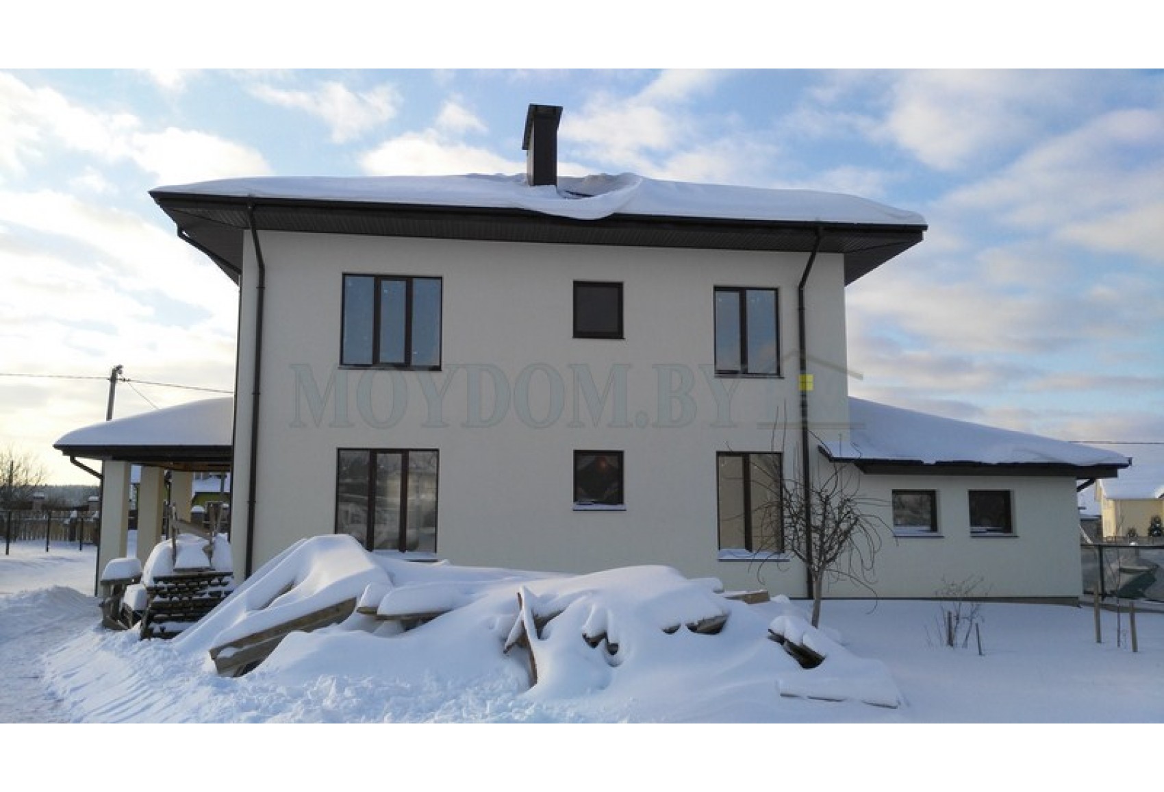 Проект двухэтажного дома с гаражом и террасой  Проект двухэтажного дома с гаражом и террасой